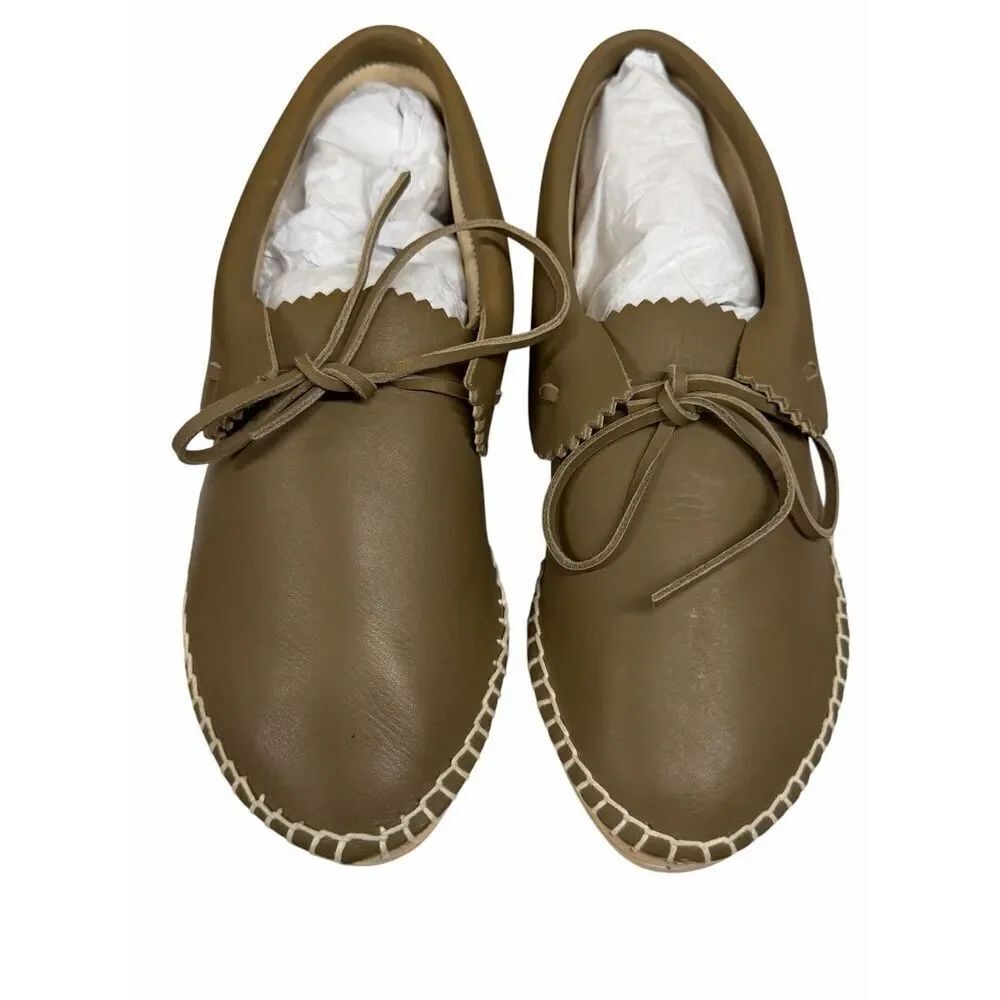 THE GREAT CANYON MOCCASIN in Sweetgrass NWB Size 6
